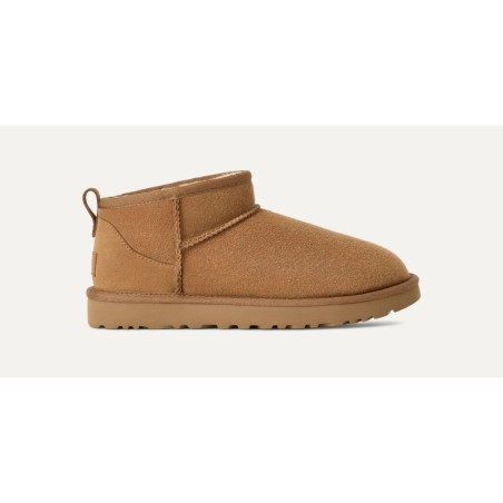 Découvrez la Botte Classic Ultra Mini UGG - 1116109